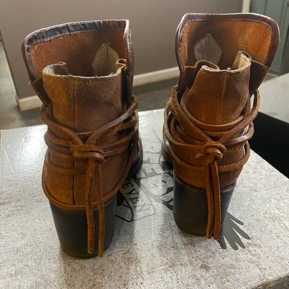 Freebird Casey in cognac - Picture 2 of 4